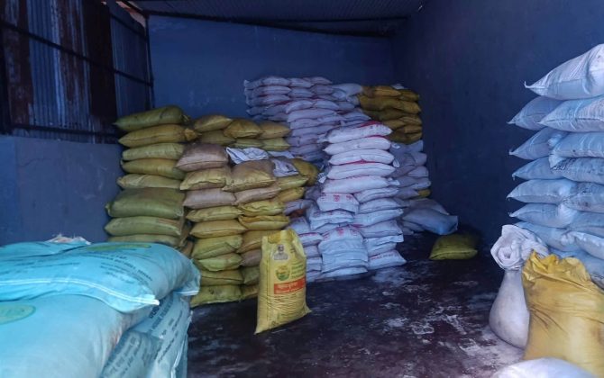 मल अभावको बेला धादिङमा भारतीय रासायनिक मल बिक्री, अनुगमनपछि १७० बोरा शिल