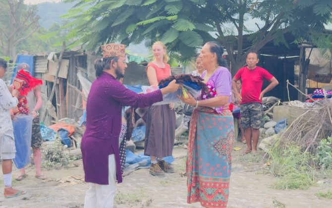 धादिङ क्षेत्र नम्बर १ का प्रतिनिधिसभा उम्मेदवार तथा श्रम संस्कृति पार्टी धादिङका जिल्ला सचिव प्रलाद सिलवालको पहलमा राहत सामग्री वितरण